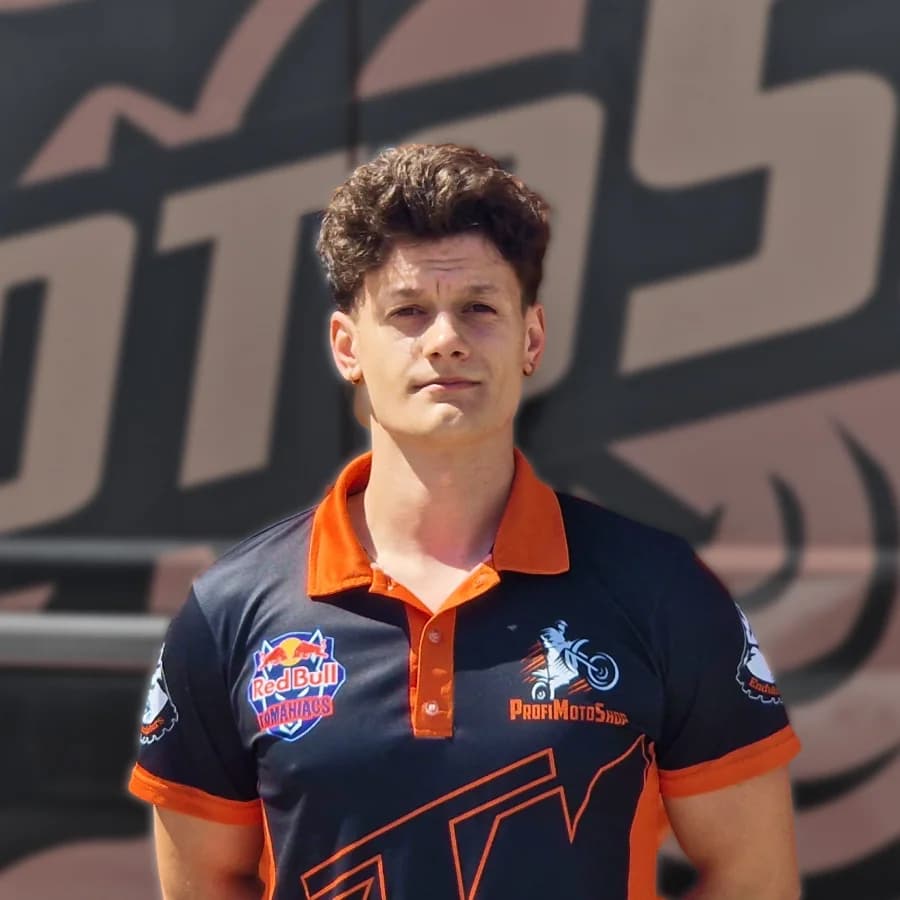 Alex, mechanic at EnduRomania Tours